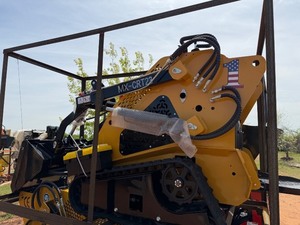 lot 7156 image: Unused AGT Compact Track Loader 23HP w EPA Gas Engine (MX-CRT23)