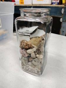 lot 62299 image: Jar of Stones and Rocks