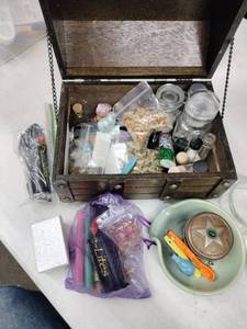 lot 62303 image: Chest of Apothecary and Divination Items