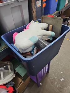lot 62336 image: Tote of Miscellaneous Items