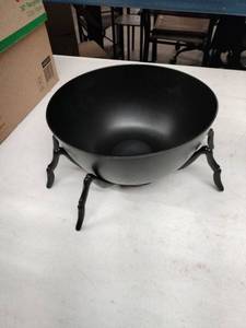 lot 62425 image: Celebrate Halloween Spider Candy Serving Bowl