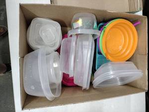 lot 62426 image: Box of Tupperware and Bowls