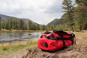 lot 62368 image: The North Face Base Camp Duffel