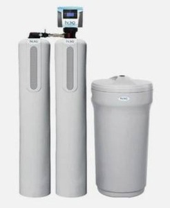 lot 17549 image: 15010484-1 485HTO-100 Series Whole House Water Softener with Taste Odor