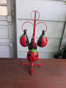 lot 2523 image: Ladybug Figurine Seasoining Shakers Stand&nbsp