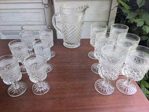 lot 3002 image: Wexford Anchor Hocking Cut Glass Pitcher and Goblet Set 24 Pieces Diamond Pattern