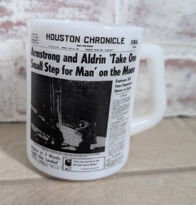 lot 3006 image: Heat Proof USA Houston Chronicle Moon Landing Mug