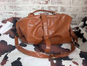 lot 4013 image: Brown Leather Duffel Bag with Shoulder Strap and Brass Hardware