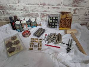 lot 5510 image: Leather Tooling Basics Kit with Stamps, Tools, Dyes and Instruction Book