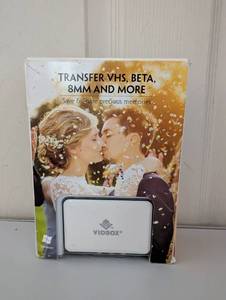 lot 6007 image: VIDBOX Video Conversion for PC - Analog to Digital Transfer Kit