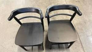 lot 3048 image: Set of 2 Wooden Dining Chairs with Curved Arms