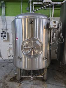 lot 16156 image: Stainless Steel Brite Tank with Monitor