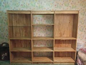 lot 1007 image: Bookcase with glass shelf.  70.5 x 89 x 15