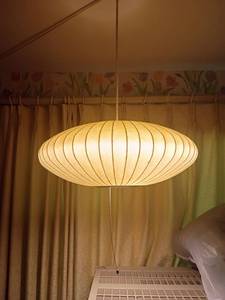lot 1008 image: Vintage Hanging Lamp
