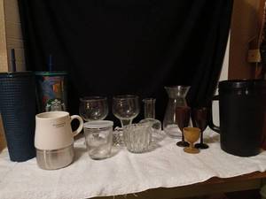 lot 1127 image: Mixed Lot Glassware Drinkware Cups Mugs  Goblets