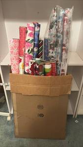 lot 1228 image: Assorted Holiday Gift Wrap Paper