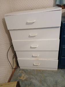 lot 1312 image: White dresser 42x30x17