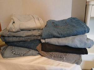 lot 1314 image: Womens 1113 jeans and jeans shorts