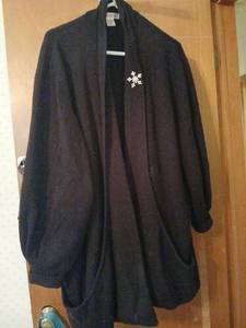 lot 1328 image: Womens clothes with miscellaneous