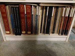 lot 1415 image: Records,  Bring box to load and carry