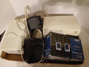 lot 1426 image: Sears Mini Speakers 3.5mm 57 2200 High Sensitivity Pair