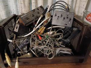 lot 1431 image: Radio Shack Tape Control Center with Audio Equipment Lot