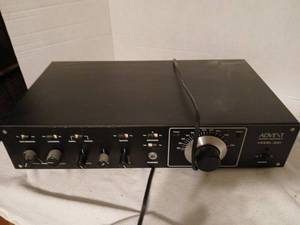 lot 1444 image: Advent Model 300 Audio Receiver Cambridge Massachusetts