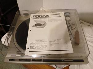 lot 1449 image: Pioneer PL-300 Stereo Turntable