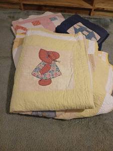 lot 1504 image: Quilts, full