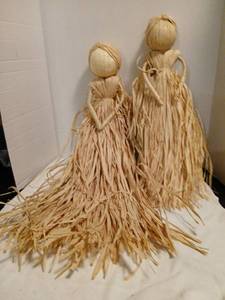 lot 1535 image: Pair of Corn Husk Dolls with Carved Wood Turkey Figure
