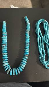 lot 1602 image: Turquoise Beaded Necklaces