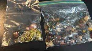 lot 1631 image: Beads and more