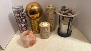 lot 1705 image: Candle Holders with River Rocks, Birch-Look Candle Holders, Pink Stone Tealight Holder and Gold Sphere Holder, Luck Flame Candle
