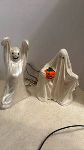 lot 1710 image: Halloween Ghost Decorative Light-Up Figure and more