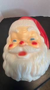 lot 1735 image: Santa Face Blow Mold Light-Up Head. Light not included