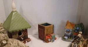lot 1789 image: Decorative Figurines