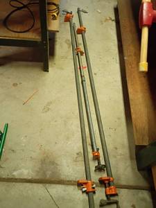 lot 2007 image: 3 Pole Clamps