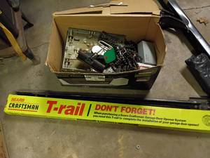 lot 2015 image: Miscellaneous Garage Opener Parts