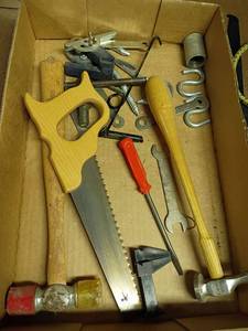 lot 2028 image: Miscellaneous Tools