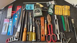 lot 2111 image: Hand Tools Lot Saws Wrenches Screwdrivers Levels Pliers Chisels 30 Piece