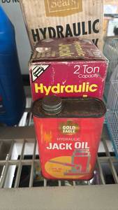 lot 2218 image: Gold Eagle Hydraulic Jack Oil 16 fl oz 1 Pint  Sears 2 Ton Hydraulic Jack