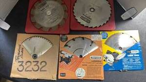 lot 2233 image: Saw Blades Craftsman Sears Carbide Tipped Various Sizes