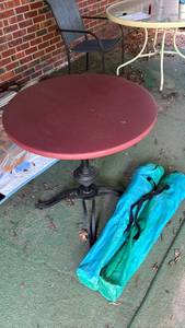 lot 3100 image: Round Iron Pedestal Patio Table Burgundy 30in with Chairs in Storage Bags