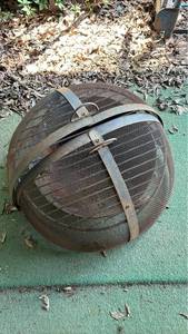 lot 3101 image: Circular Fire Basket with Metal Straps and Handle