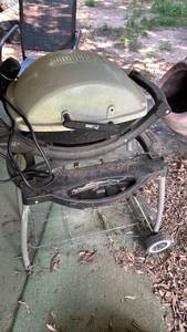 lot 3102 image: Weber Q Electric Grill