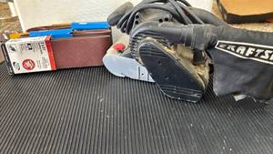 lot 4623 image: CRAFTSMAN Belt Sander with Sanding Belts 3x21 120 Grit Lot