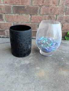 lot 1106 image: 2 Decorative Vases Black Cylinder and Clear Glass with Stones