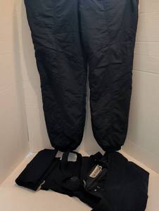 lot 1202 image: Xl Black Bear Ski pants and Gerry G 36 bibbers