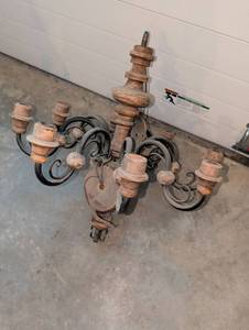 lot 1216 image: Wooden and Metal Candelabra Chandelier Fixture 26x26