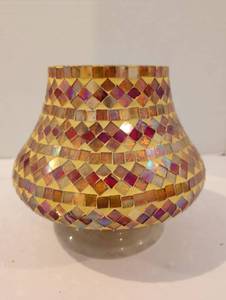lot 1330 image: Mosaic Glass Votive Candle Holder Red Gold Diamond Pattern 9